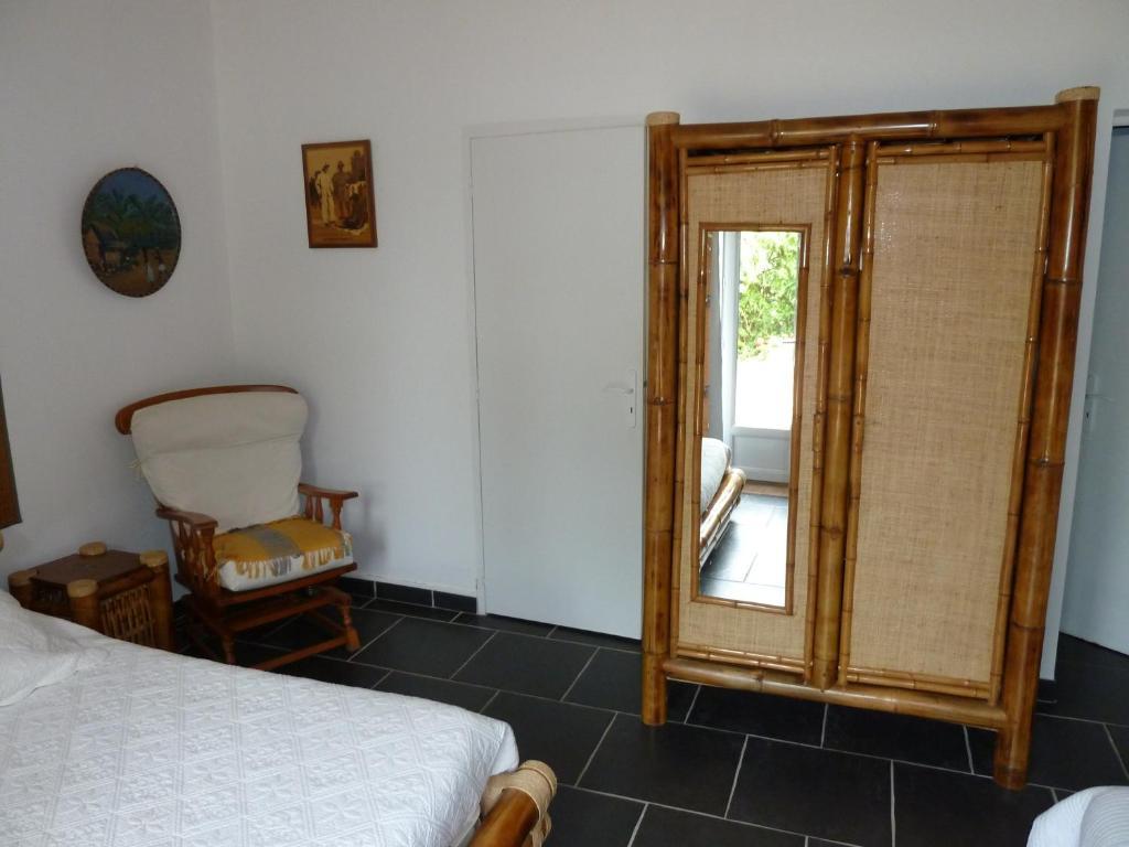 Le Vieux Vauvert Bed and Breakfast Rochecorbon Habitación foto