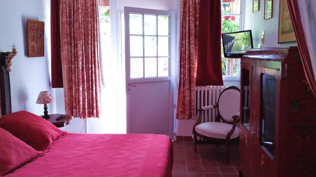 Le Vieux Vauvert Bed and Breakfast Rochecorbon Exterior foto