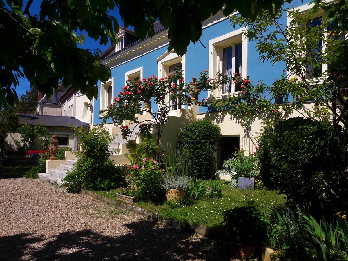 Le Vieux Vauvert Bed and Breakfast Rochecorbon Exterior foto